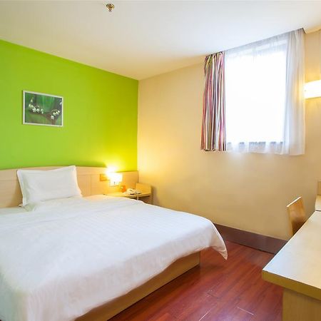 7Days Inn Guangzhou East Railway Station Branch Bagian luar foto